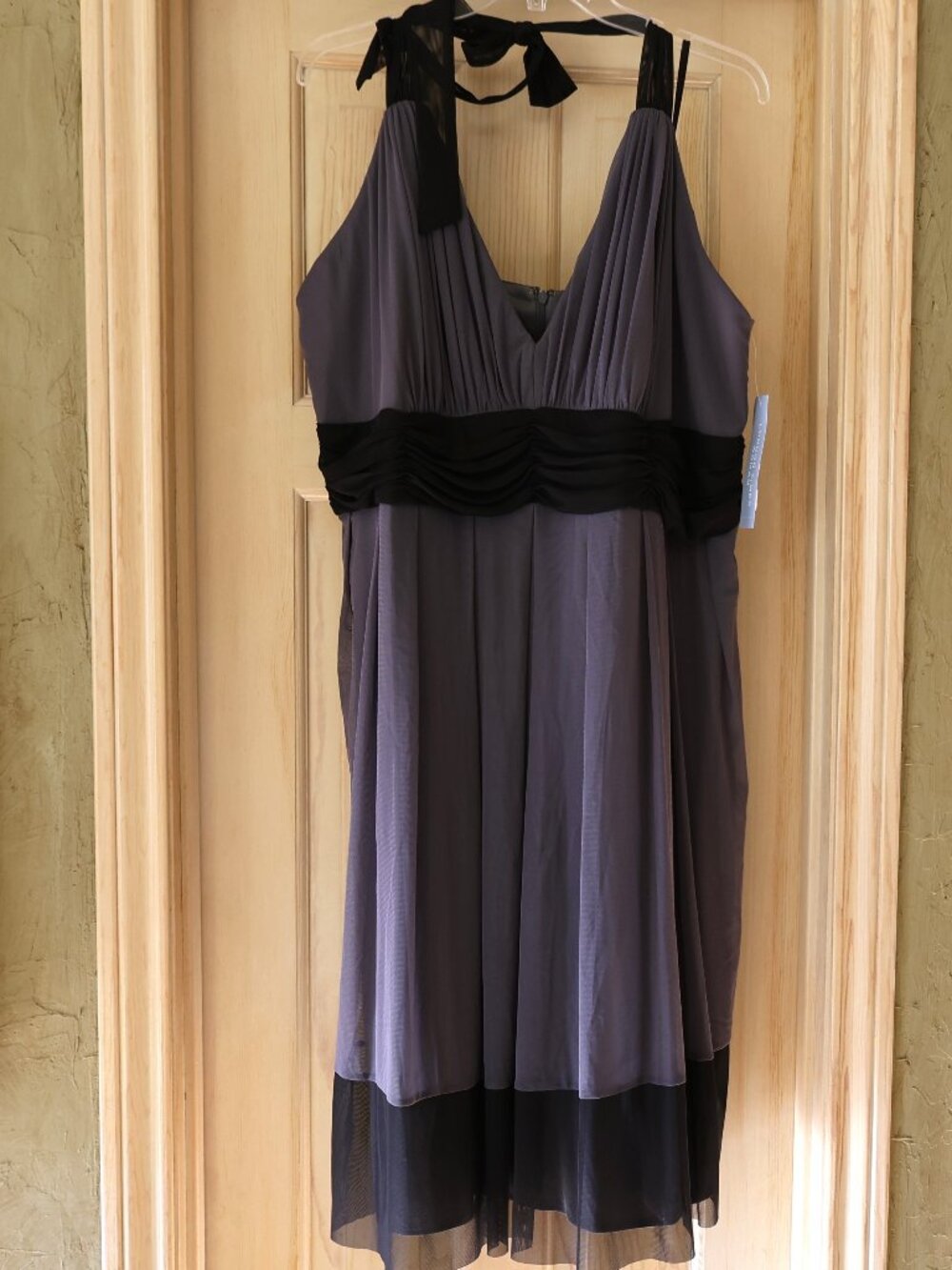 NWT London Times Granite & Black Halter Cocktail Dress Size 20W $110 MSRP